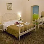Gasthuis Maricentro 4*